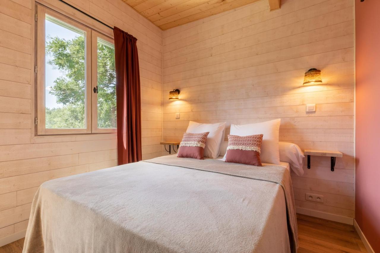 Le Mas Des Cerisiers Jacuzzi Et Sauna Inclus Pour Tous Les Logements アヴィニョン エクステリア 写真