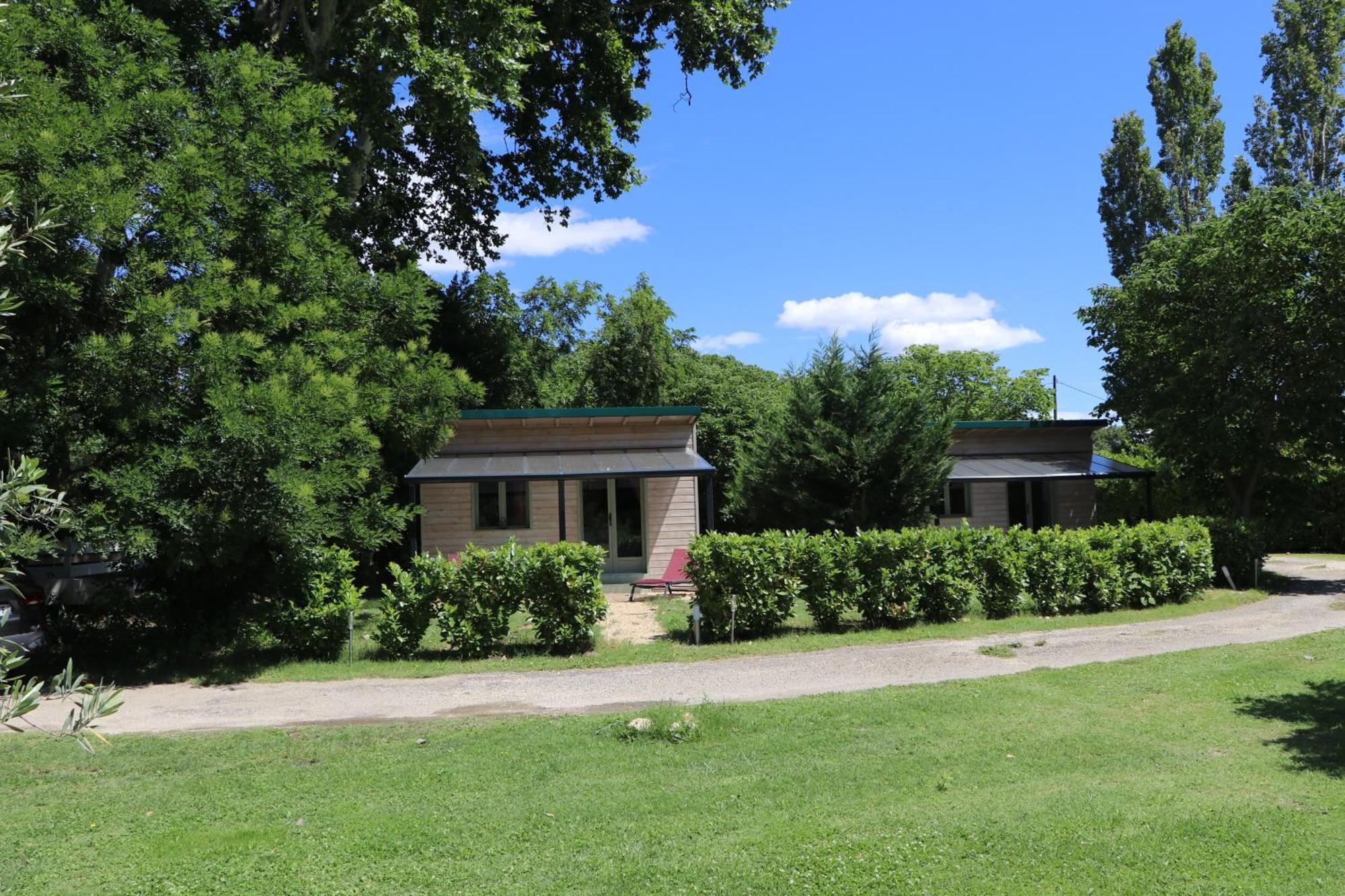 Le Mas Des Cerisiers Jacuzzi Et Sauna Inclus Pour Tous Les Logements アヴィニョン エクステリア 写真